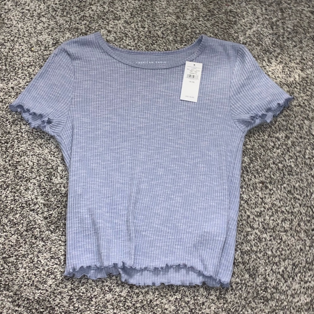 Womens American eagle crop top size xs.